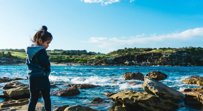 Ocieplane legginsy dla dziewczynki - dostateczna ochrona przed chłodem